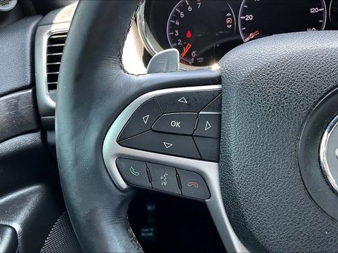 Used 2017 Jeep Grand Cherokee Altitude AWD/4WD image 20