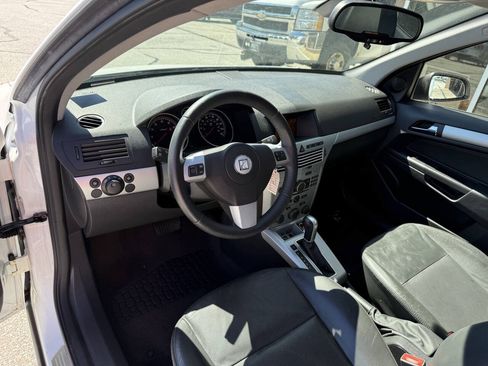 Used 2008 Saturn Astra XR w/ Premium Trim Package FWD image 14