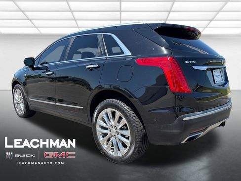 Used 2017 Cadillac XT5 Platinum w/ Driver Assist Package AWD/4WD image 6
