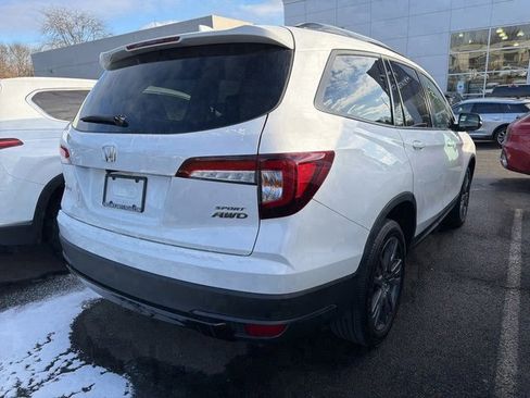 Used 2022 Honda Pilot Sport image 3