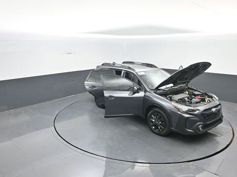 Used 2023 Subaru Outback Onyx Edition XT AWD/4WD image 40