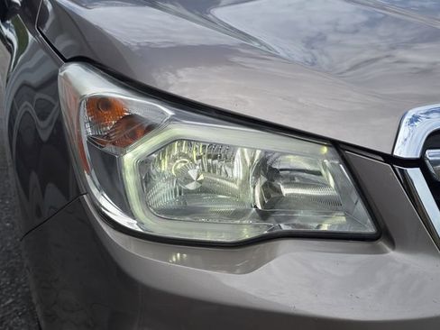 Used 2015 Subaru Forester 2.5i Touring w/ Eyesight & Navigation System AWD/4WD image 10