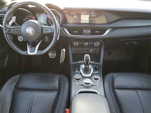 Used 2022 Alfa Romeo Stelvio Sprint image 20