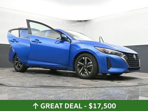 Used 2025 Nissan Sentra SV image 70