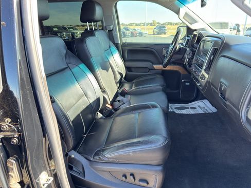 Used 2018 Chevrolet Silverado 1500 LTZ w/ Texas Edition image 28