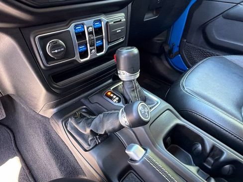 Used 2021 Jeep Wrangler Unlimited Sahara AWD/4WD image 23
