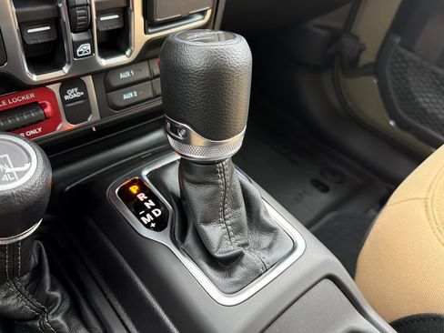 New 2026 Jeep Gladiator Willys AWD/4WD image 17