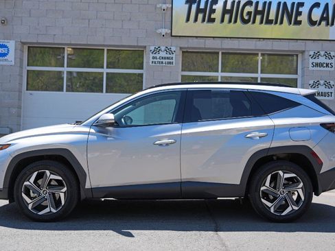 Used 2023 Hyundai Tucson Limited AWD/4WD image 4