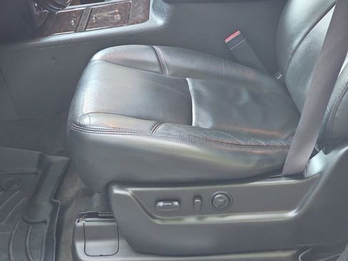 Used 2013 GMC Yukon Denali AWD/4WD image 33