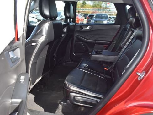 Used 2024 Ford Escape Platinum AWD/4WD image 34