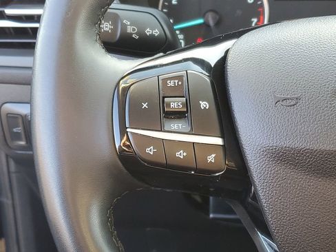 Used 2022 Ford Escape SEL image 16