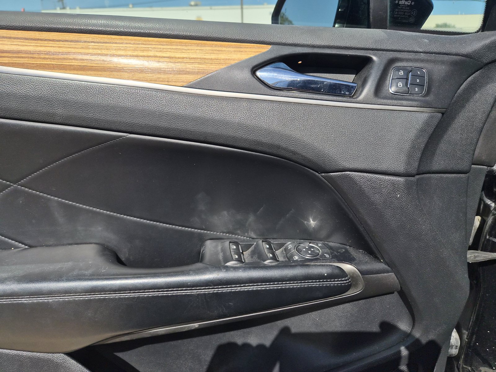 Used 2016 Lincoln MKC Select w/ Select Plus Package FWD image 9