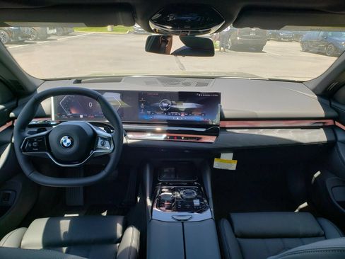 New 2027 BMW 530i xDrive w/ Premium Package AWD/4WD image 13