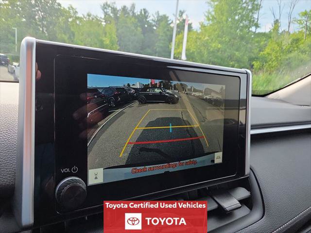Certified 2024 Toyota RAV4 LE AWD/4WD image 19