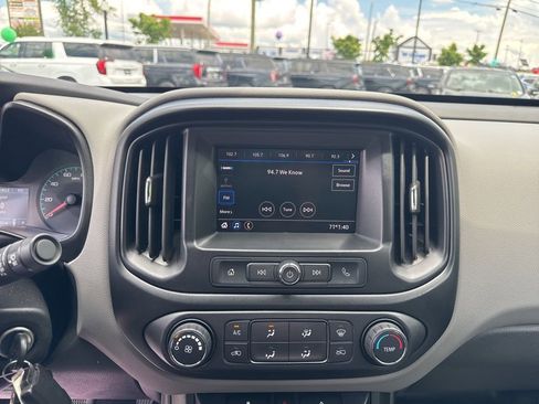 Used 2021 Chevrolet Colorado W/T w/ Custom Special Edition AWD/4WD image 22