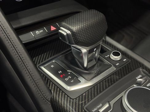 Used 2018 Audi R8 V10 plus image 22