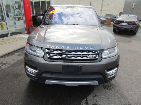 Used 2016 Land Rover Range Rover Sport HSE image 3