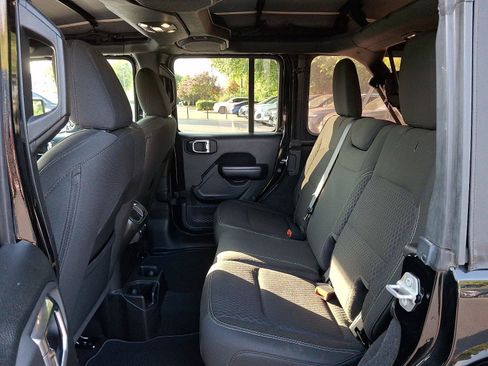 Used 2021 Jeep Wrangler Unlimited Sport AWD/4WD image 10