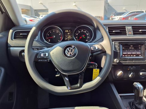 Used 2018 Volkswagen Jetta S FWD image 13