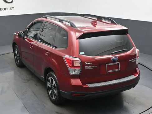 Used 2017 Subaru Forester 2.5i Premium w/ All-Weather Package AWD/4WD image 41