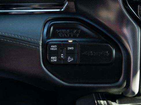 Used 2022 RAM 2500 Limited image 23