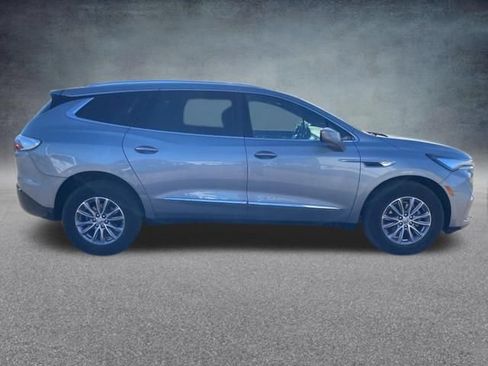 Used 2023 Buick Enclave Essence AWD/4WD image 5