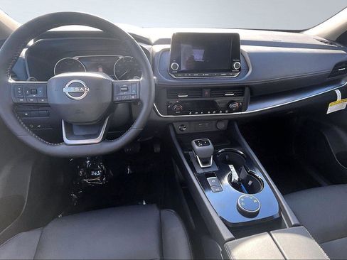 New 2026 Nissan Rogue SV w/ SV Premium Package AWD/4WD image 5