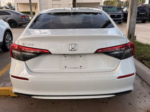 Used 2024 Honda Civic EX image 10