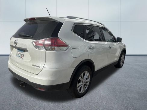 Used 2016 Nissan Rogue SV AWD/4WD image 6