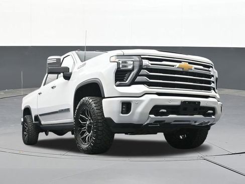 Used 2024 Chevrolet Silverado 2500 High Country w/ Technology Package AWD/4WD image 55