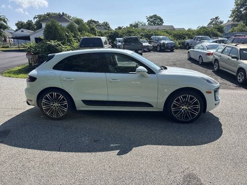Used 2017 Porsche Macan GTS AWD/4WD image 9