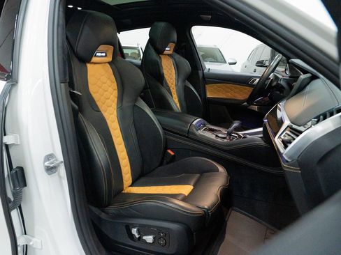 Used 2021 BMW X6 M w/ Competition Package image 30