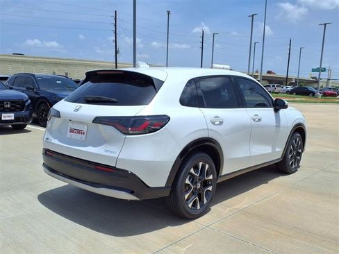 New 2026 Honda HR-V EX-L image 4