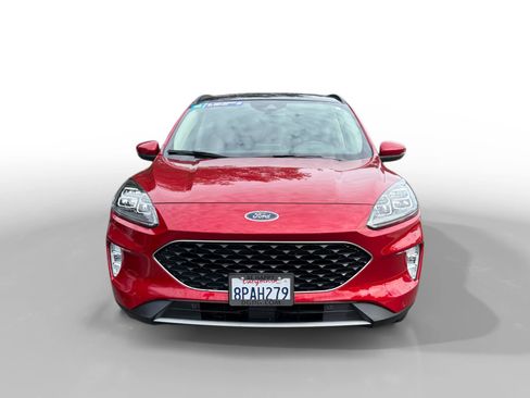 Used 2020 Ford Escape Titanium FWD image 8