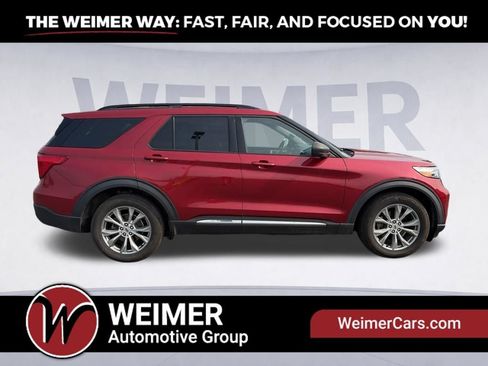 Used 2020 Ford Explorer XLT w/ Equipment Group 202A AWD/4WD image 4