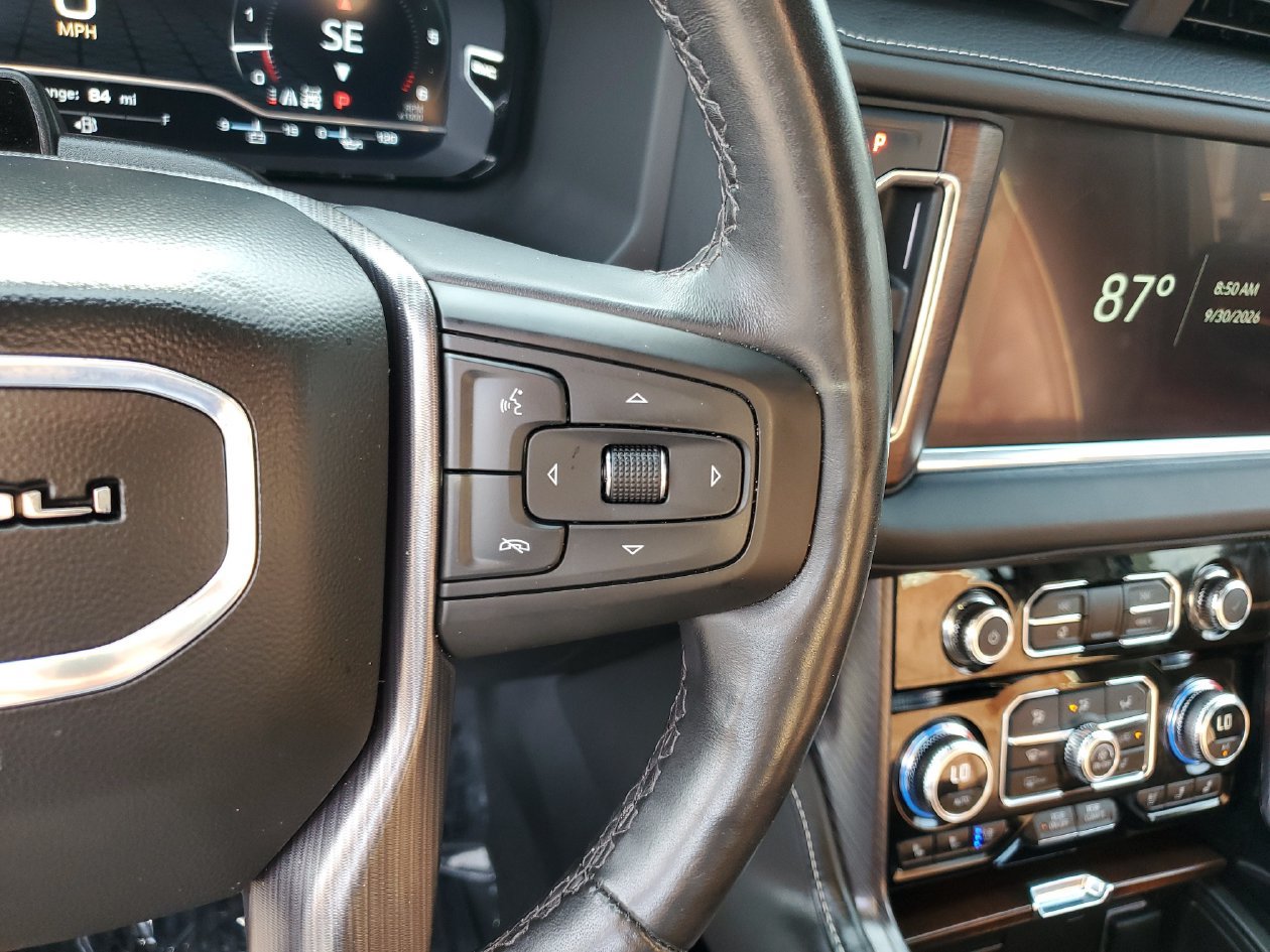 Used 2023 GMC Yukon Denali Ultimate AWD/4WD image 27