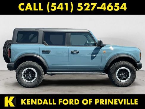 Used 2023 Ford Bronco Badlands w/ Sasquatch Package AWD/4WD image 4