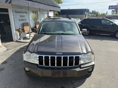 Used 2006 Jeep Grand Cherokee Limited image 3