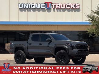 Used 2024 Toyota Tacoma TRD Off-Road w/ TRD Off Road Premium Package AWD/4WD video 1