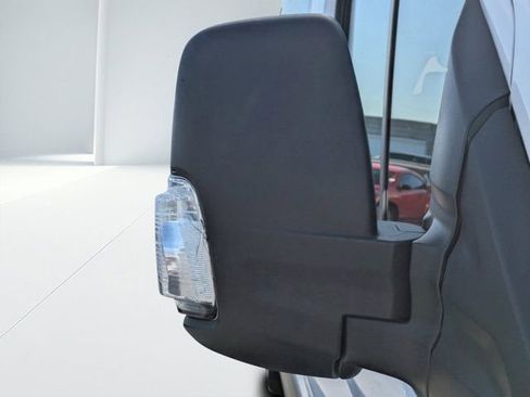 Used 2024 Ford Transit 350 XLT image 10