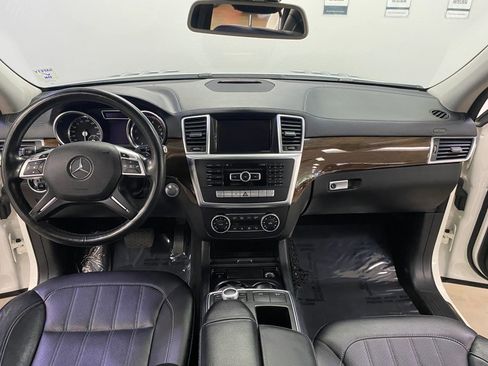 Used 2014 Mercedes-Benz GL 450 4MATIC image 15