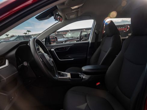 Used 2024 Toyota RAV4 LE image 18