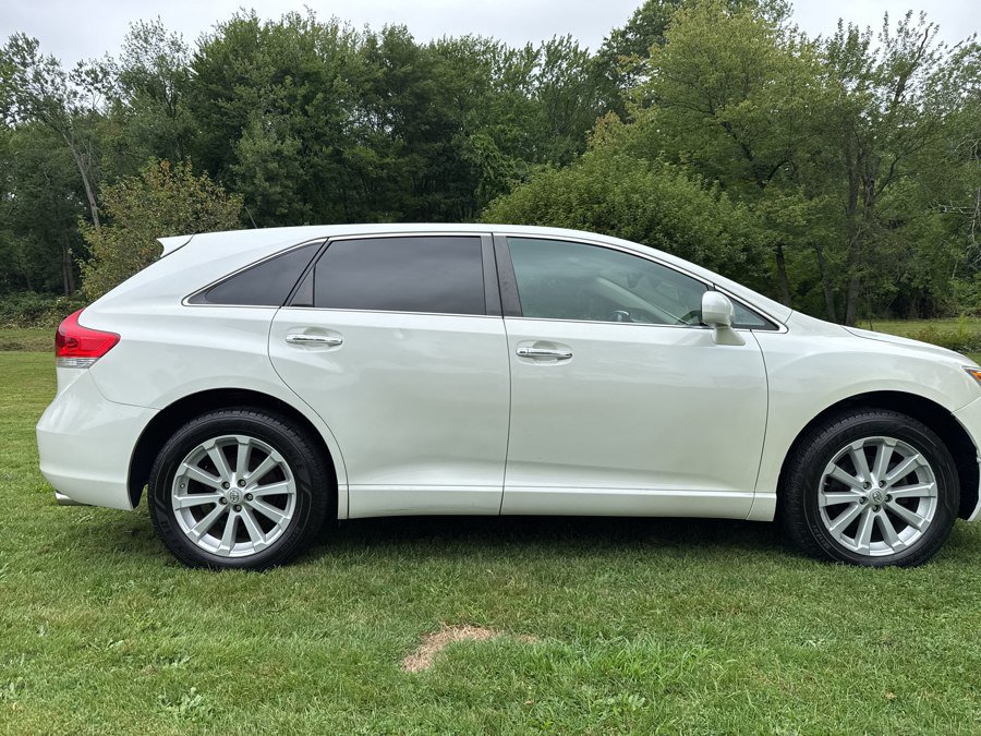 Used 2010 Toyota Venza AWD image 27