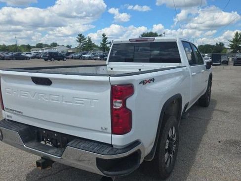 Used 2024 Chevrolet Silverado 3500 LT w/ Convenience Package AWD/4WD image 3