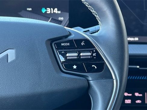 Used 2024 Kia EV6 GT-Line w/ GT-Line White Seat Package image 31