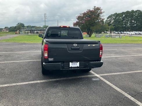 Used 2014 Nissan Frontier Desert Runner RWD image 8