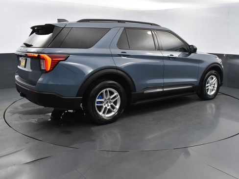 Certified 2025 Ford Explorer Active image 4