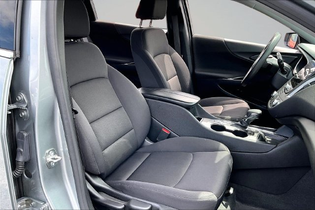 Used 2024 Chevrolet Malibu LT FWD image 27
