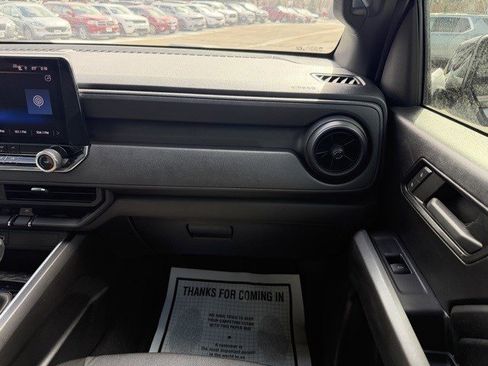 Used 2024 Chevrolet Colorado Trail Boss w/ Technology Package image 22