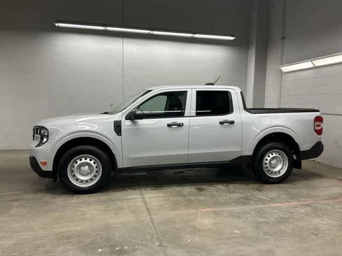 Used 2025 Ford Maverick XL w/ 4K Tow Package AWD/4WD image 2